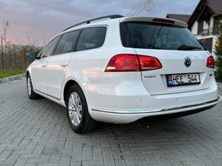 Volkswagen Passat foto 4