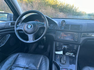 BMW 5 Series foto 7