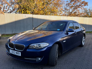 BMW 5 Series foto 4