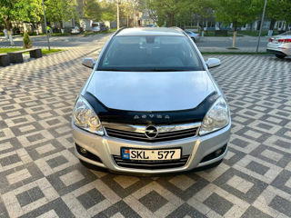 Opel Astra foto 2