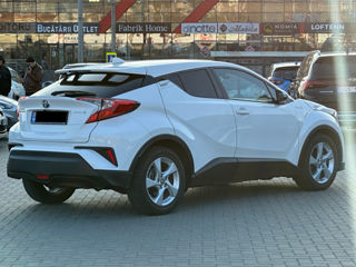 Toyota C-HR foto 5