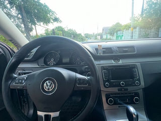 Volkswagen Passat foto 2