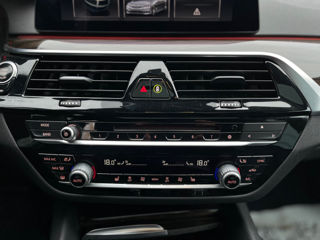 BMW 5 Series foto 16