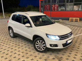 Volkswagen Tiguan foto 2