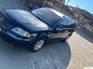 Volkswagen Passat foto 2