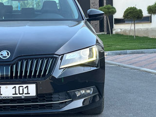 Skoda Superb foto 4