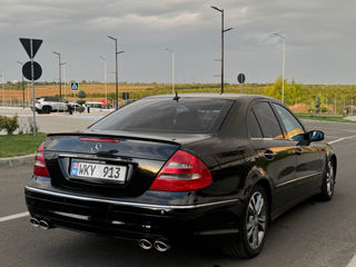 Mercedes E-Class foto 4