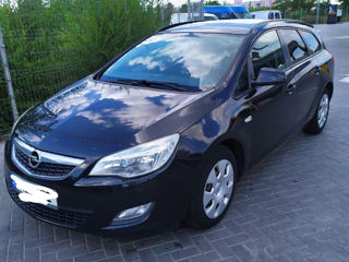 Opel Astra foto 1