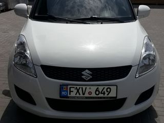 Suzuki Swift foto 1