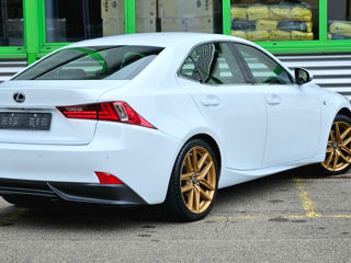 Lexus IS Series foto 6