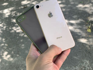 iPhone 8 64gb foto 1