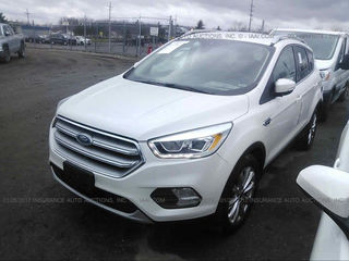 Ford Escape foto 2