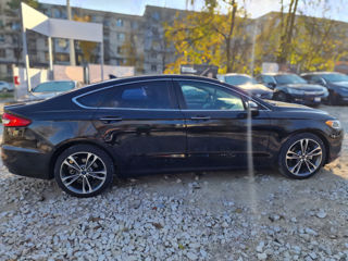 Ford Fusion foto 4