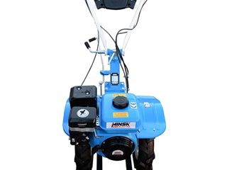 Motocultor Benzina 7CP MINSK(2 freze/roti 4.00-10/reductor/3 viteze)+2 discuri metalice laterale foto 6
