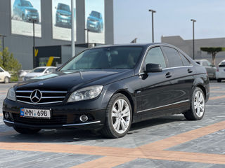 Mercedes C-Class foto 7