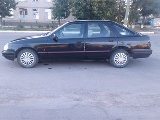 Ford Sierra foto 5