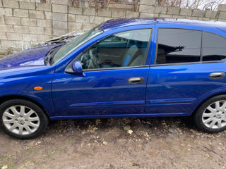 Nissan Almera foto 2