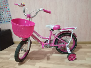 Vand bicicleta copii si echipament de protectie