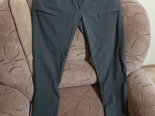 Pantaloni sport