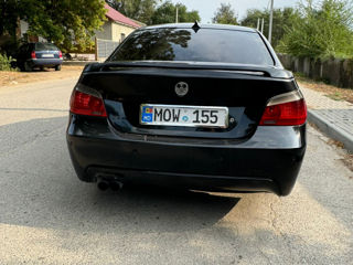 BMW 5 Series foto 3