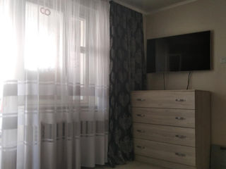 Apartament cu 2 camere, 57 m², Botanica, Chișinău foto 2