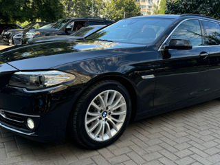 BMW 5 Series foto 3