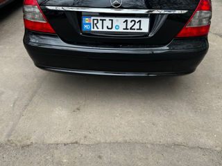 Mercedes E-Class foto 8