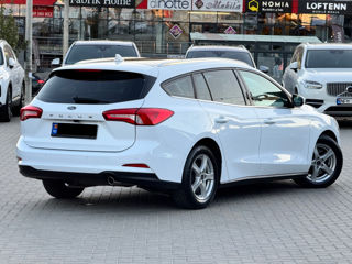 Ford Focus foto 4