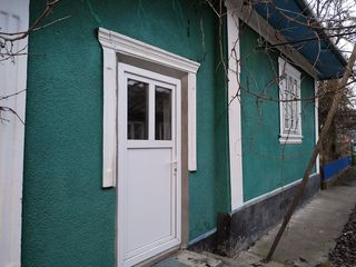 Se vinde casa in satul Șireuți! foto 7