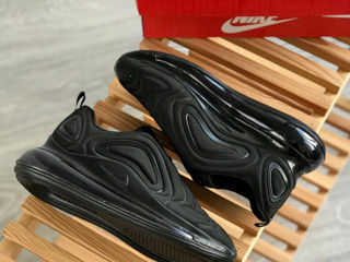 Nike Air Max 720 Full Black foto 5