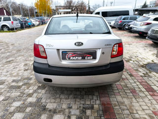 KIA Rio foto 7