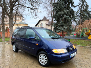 Volkswagen Sharan foto 13