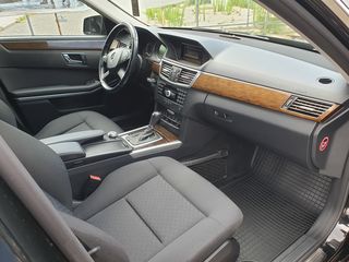 Mercedes E Class foto 9