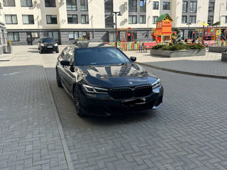 BMW 5 Series foto 2