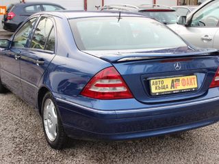 Mercedes C Class foto 3