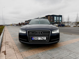 Audi A8 foto 2