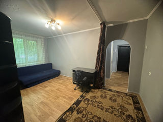 Apartament cu 2 camere, 43 m², Râșcani, Chișinău foto 2