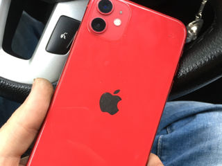 iPhone 11 Red foto 2