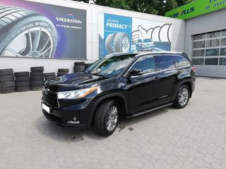 Toyota Highlander foto 1