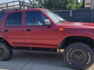 Toyota 4-Runner foto 2