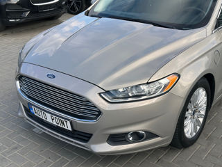 Ford Fusion foto 15