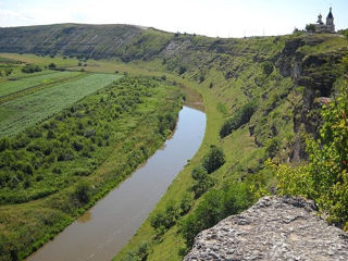 Excursii Scolare In Moldova Pentru Grupuri Formate din 20/45/55 Persoane