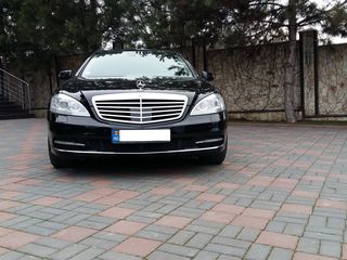 Mercedes S class long. Automobil de lux pentru orice solemnitati si ocazii.Reduceri!!! foto 4