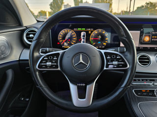 Mercedes E-Class foto 8