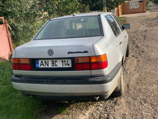 Volkswagen Vento foto 4