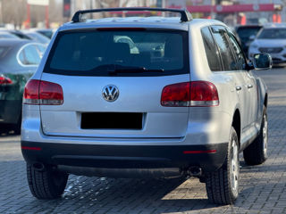 Volkswagen Touareg foto 5