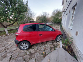 Toyota Yaris foto 5