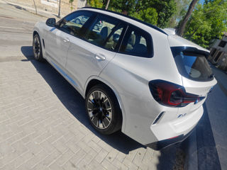 BMW iX3 foto 6