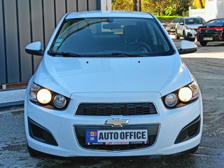 Chevrolet Aveo foto 2