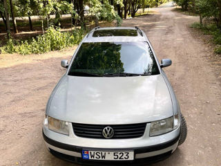 Volkswagen Passat foto 2